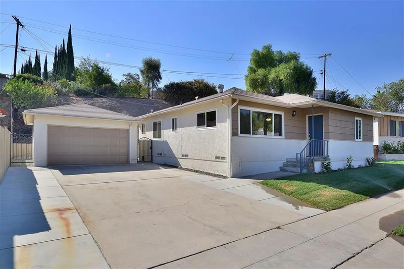 4346 Alamo, San Diego, CA 92115