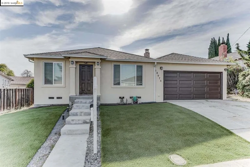 18975 Vaughn Ave, Castro Valley, CA 94546