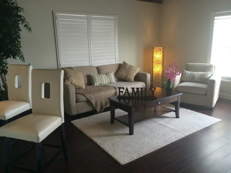 10185 Royal Ann, San Diego, CA 92126
