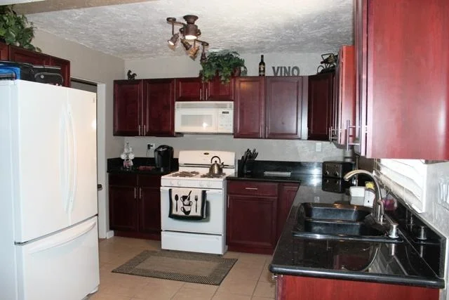 4102 Calavo Dr, La Mesa, CA 91941