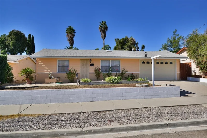 618 Carlsbad Ave, Spring Valley, CA 91977