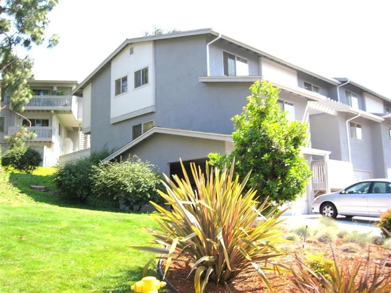 4225 Fiesta Way #2, Oceanside, CA 92057