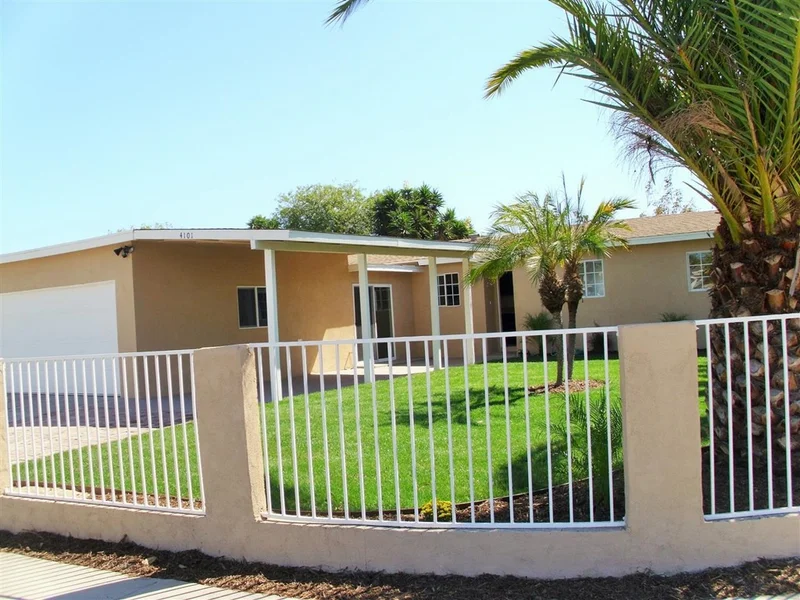 4101 Thomas St, Oceanside, CA 92056