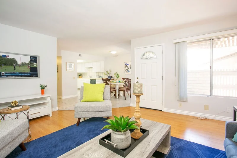 2752 Via Seville #64, Fullerton, CA 92835