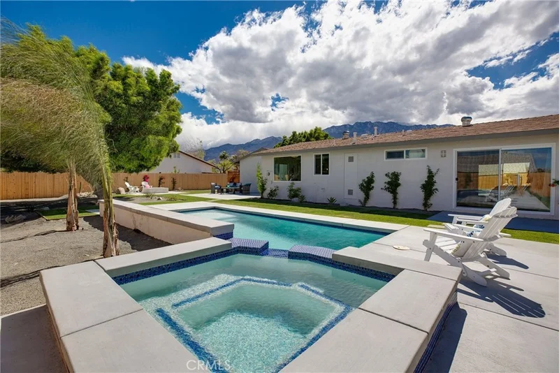 2700 Chuperosa, Palm Springs, CA 92262
