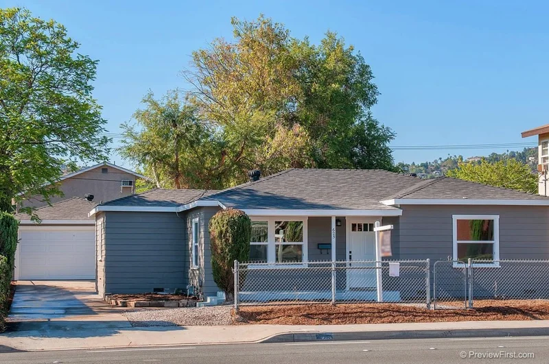 625 Washington, El Cajon, CA 92020
