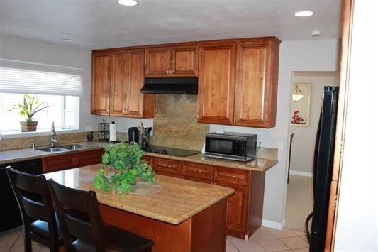 11359 Trebol Street, San Diego, CA 92126