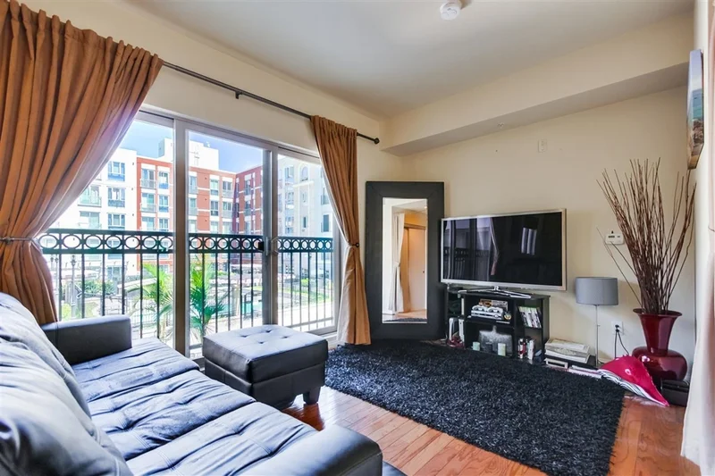 450 J Street #4161, San Diego, CA 92101