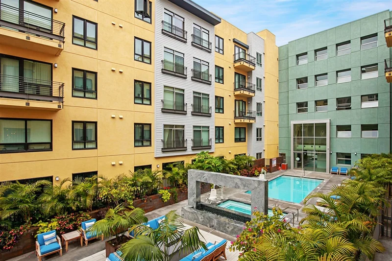 889 Date St #245, San Diego, CA 92101