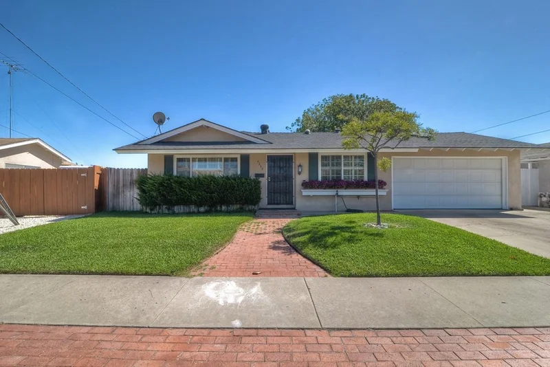4273 Tolowa Street, San Diego, CA 92117