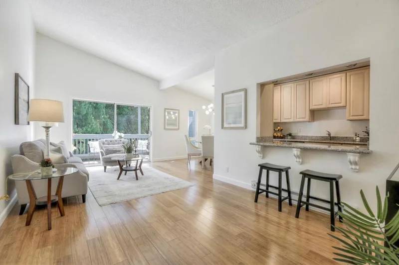 4185 George #4, San Mateo, CA 94403