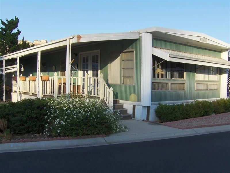 8712 Magnolia Ave #5, Santee, CA 92071
