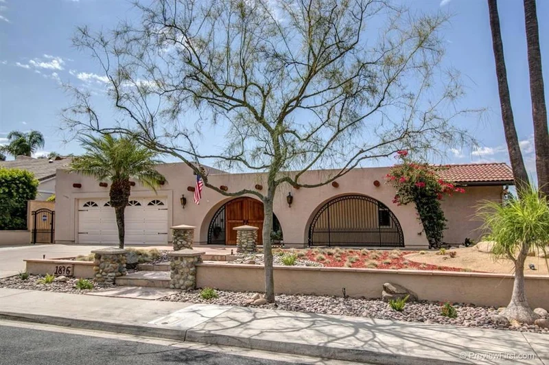 1876 Altozano, El Cajon, CA 92020