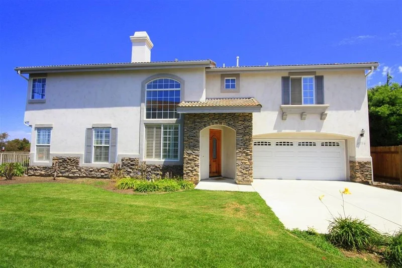 2950 Hawks Eye Place, Carlsbad, CA 92009
