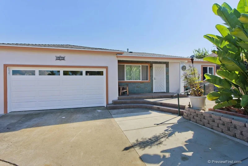 2973 Havasupai, San Diego, CA 92117