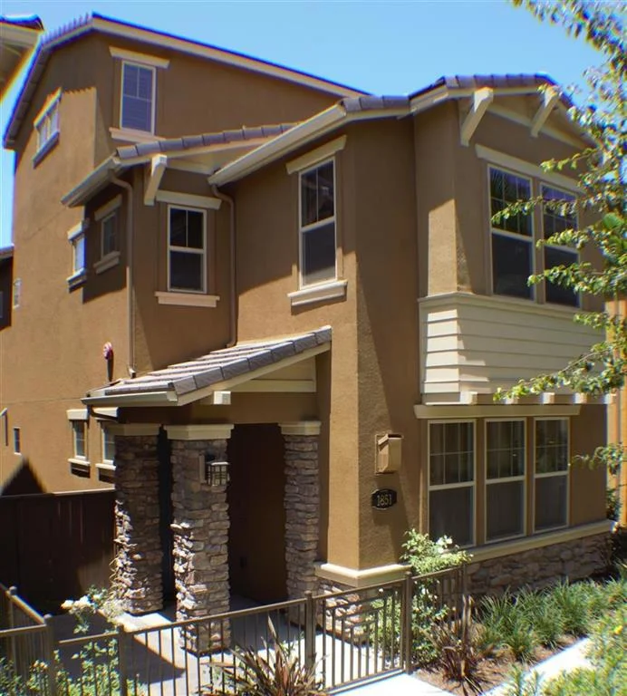 1851 Khaki Ln, Chula Vista, CA 91913