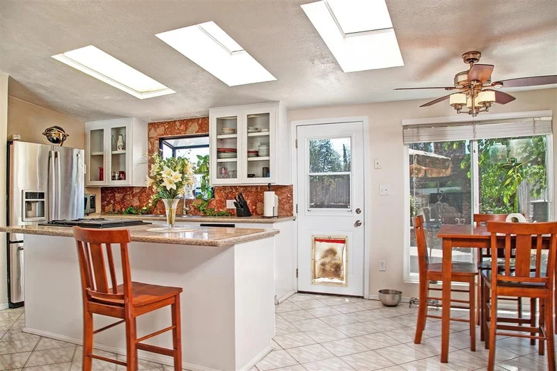 1171 Naranca Av., El Cajon, CA 92021