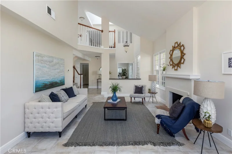 5605 La Paz, Long Beach, CA 90803