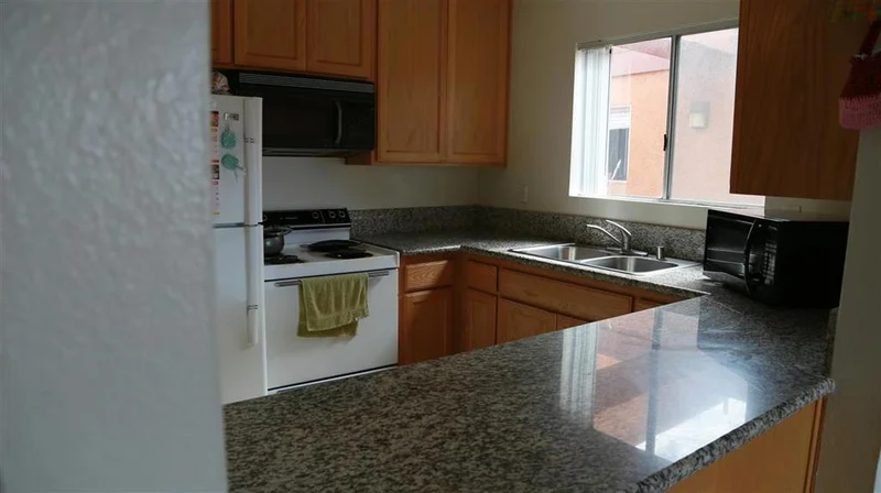 1050 Rock Springs #230, Escondido, CA 92026