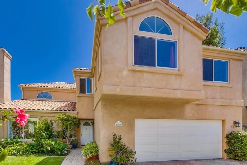 4200 Parkside Pl, Carlsbad, CA 92008