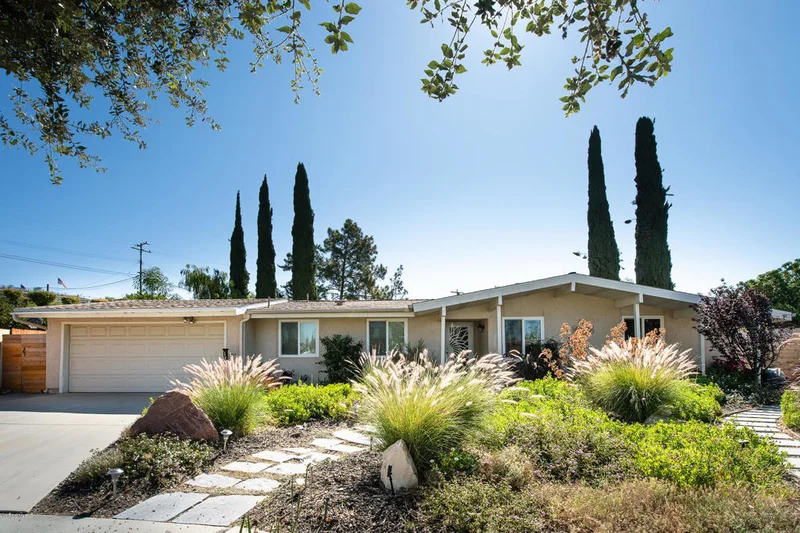 190 Lear, Thousand Oaks, CA 91360