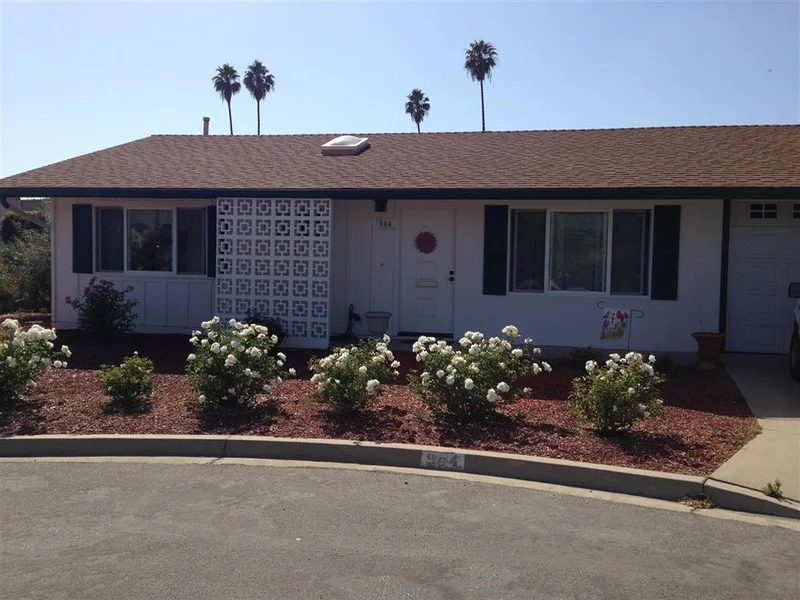 904 La Fiesta Ct, San Marcos, CA 92078