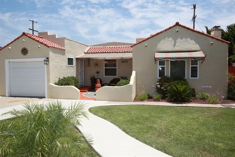 4517 42nd St, San Diego, CA 92116
