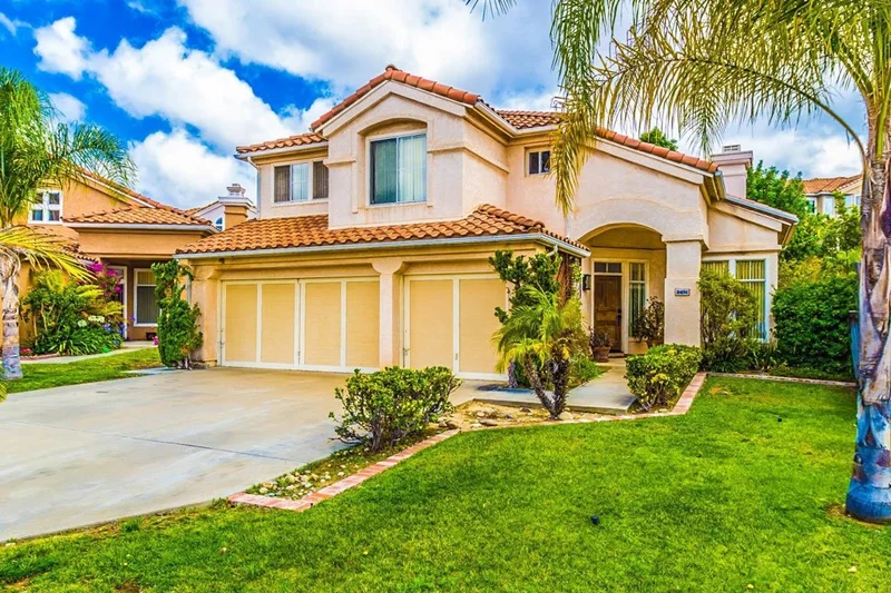 8474 Pathos Ct, San Diego, CA 92129