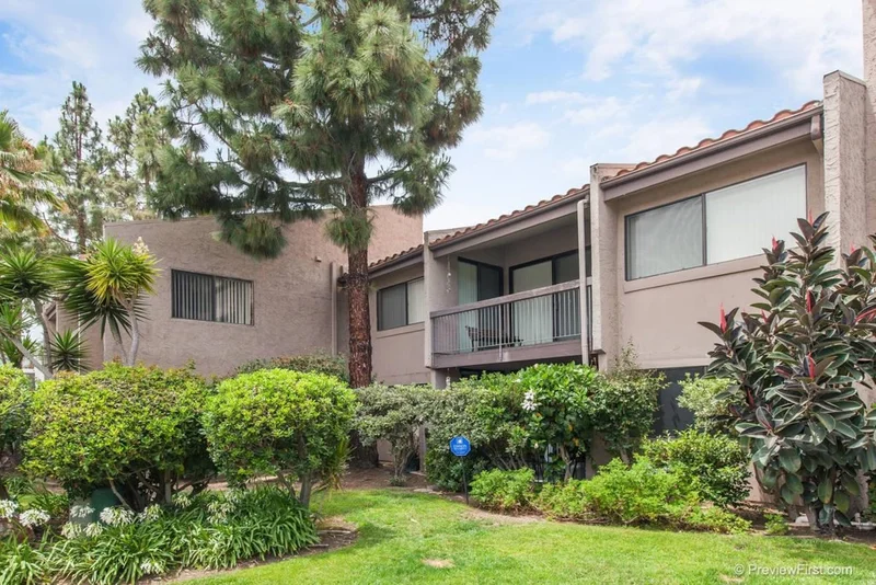 2564 Navarra Drive #116, Carlsbad, CA 92009