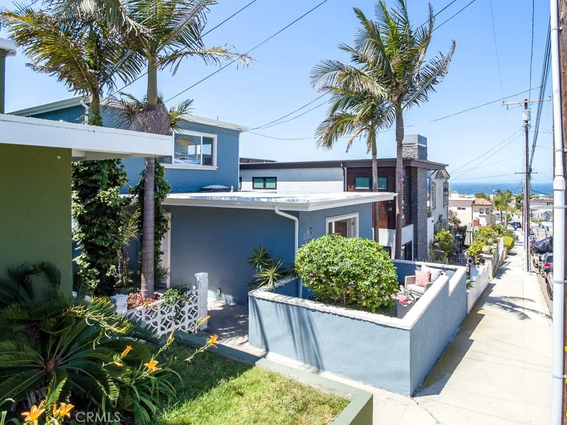 1136 2nd, Hermosa Beach, CA 90254