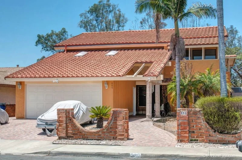 886 Entrada Place, Chula Vista, CA 91910