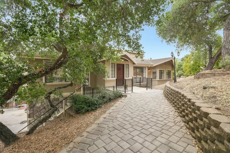 2947 Holiday, Morgan Hill, CA 95037