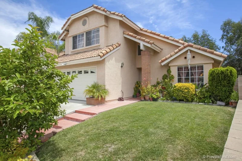 795 Joanna, San Diego, CA 92114