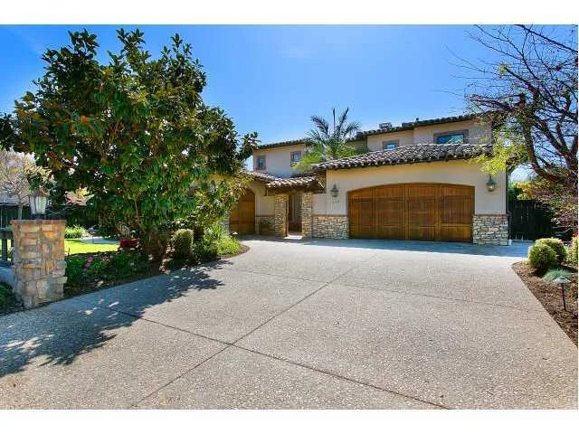 429 Fulvia Street, Encinitas, CA 92024