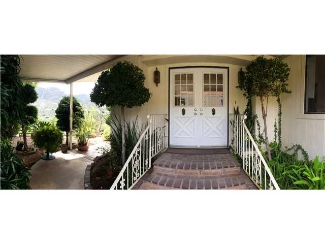 8975 Lawrence Welk # Drive #332, Escondido, CA 92026