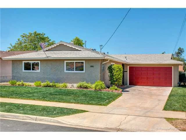 886 Denise Lane, El Cajon, CA 92020