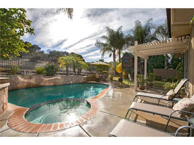11245 Walking Fern Cove, San Diego, CA 92131