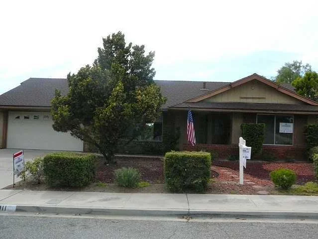 911 Mclain Street, Escondido, CA 92027