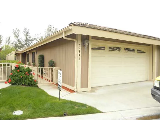 29845 Circle R Creek Lane, Escondido, CA 92026