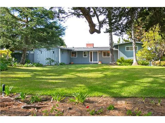 1156 Highland Drive, Del Mar, CA 92014