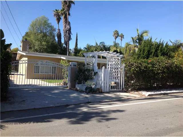 415 Summit Avenue, Fallbrook, CA 92028