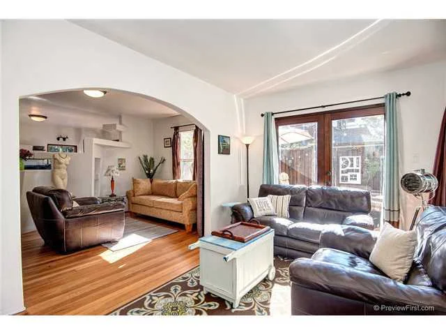 559 Arden Drive, Encinitas, CA 92024