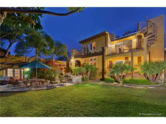 509 Rios Avenue, Solana Beach, CA 92075