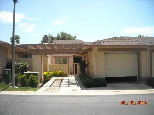 8639 Circle R Course Lane, Escondido, CA 92026