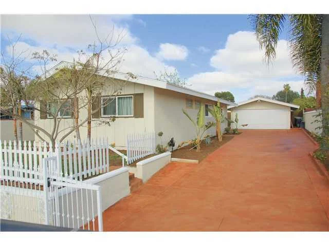 2557 Skyline Drive, Lemon Grove, CA 91945