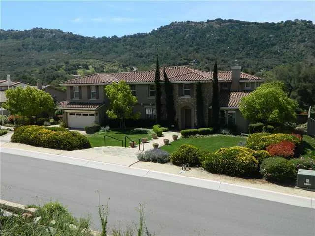 26932 Saint Andrews Lane, Valley Center, CA 92082