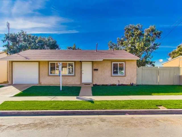 560 Sears Avenue, San Diego, CA 92114