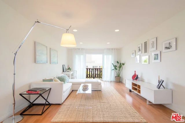 1255 10th Street 306, Santa Monica, CA 90401