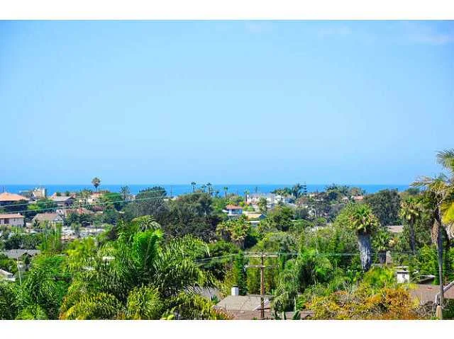 553 Hygeia Avenue #B, Encinitas, CA 92024