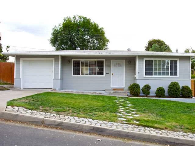 7731 Loma Vista Drive, La Mesa, CA 91942
